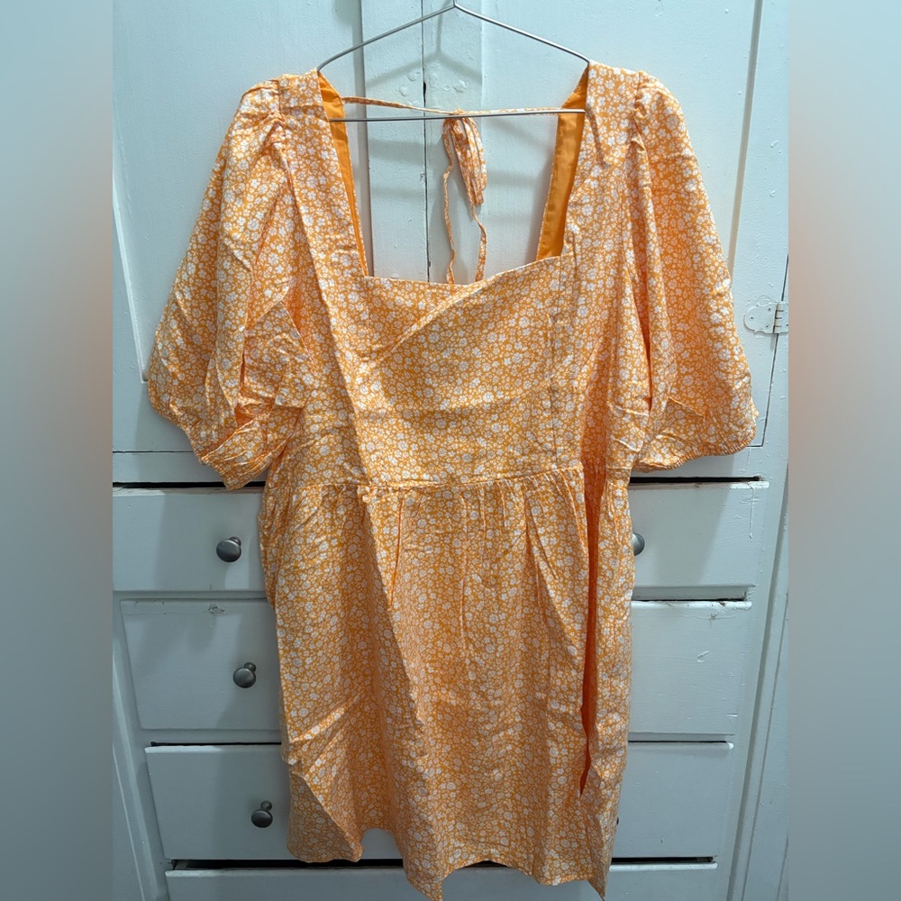 NWT Gap XXL Orange/White Floral Puff Sleeve Dress